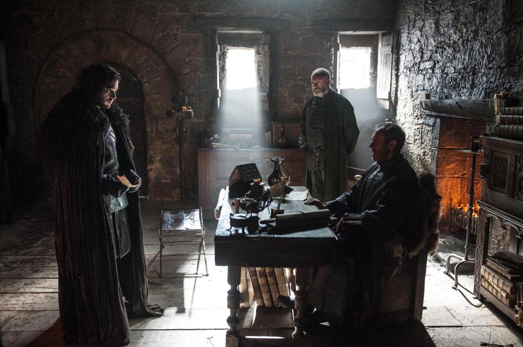 Kit Harington as Jon Snow, Stephen Dillane as Stannis Baratheon and Liam Cunningham as Davos Seaworth _ photo Helen Sloan_HBO