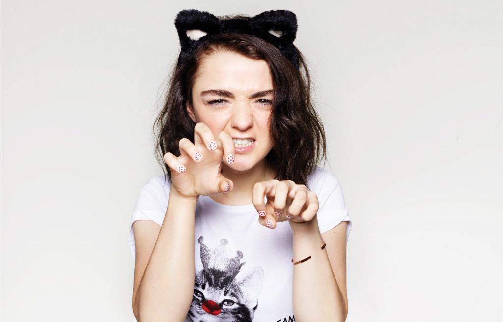 Maisie Williams Red Nose Day 1