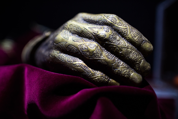 A replica of Jaime Lannister's golden hand is featured in the King's Landing room.