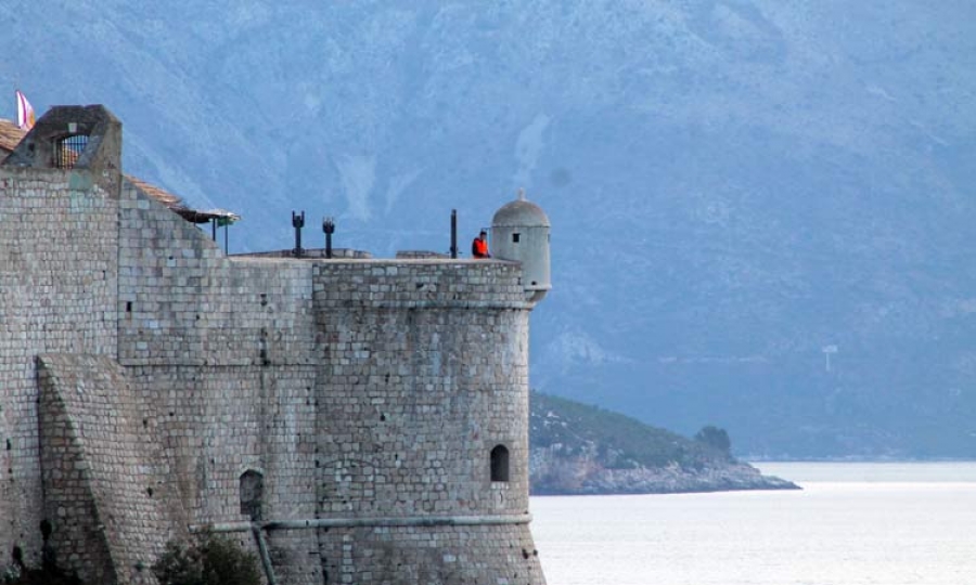 As well as down in the harbor, a set has been built on the Bokar Fortress. / Photo: The Dubrovnik Times
