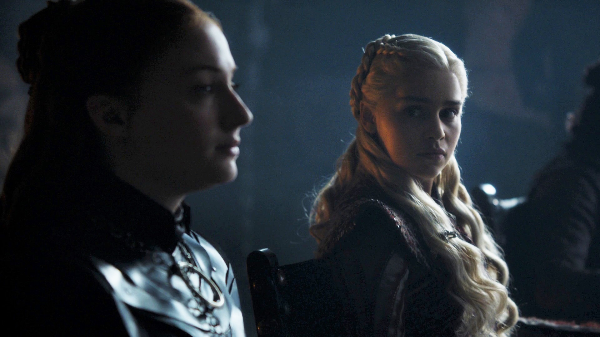 Sansa-Stark-Daenerys-Targaryen-Season-8-802