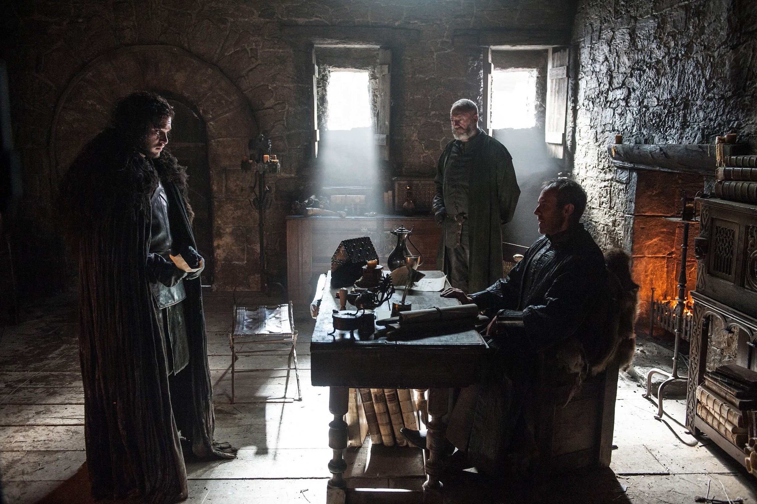 Stannis-Baratheon-Jon-Snow-Davos-Seaworth-Season-5