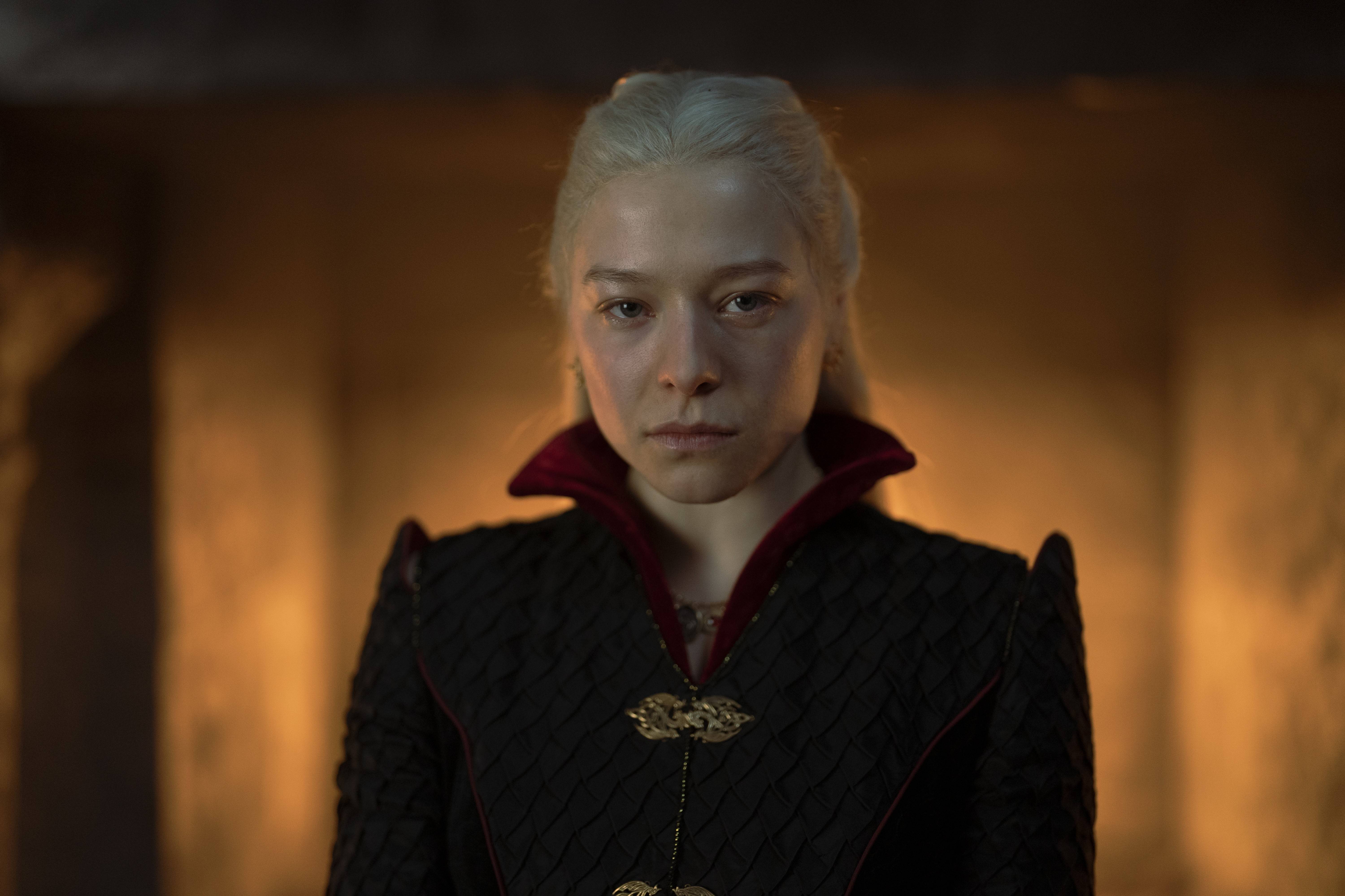Dragonstone Castle, Rhaenyra Targaryen (Emma D'Arcy), 1x10 (4)