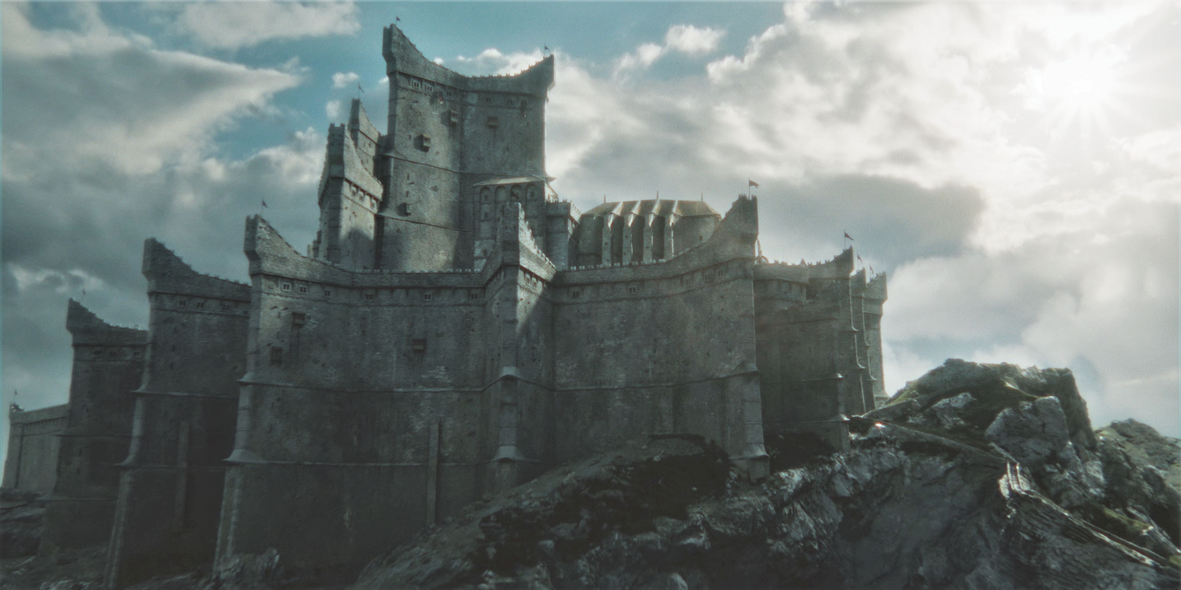 Dragonstone isn't exactly known for its Southern European architecture...