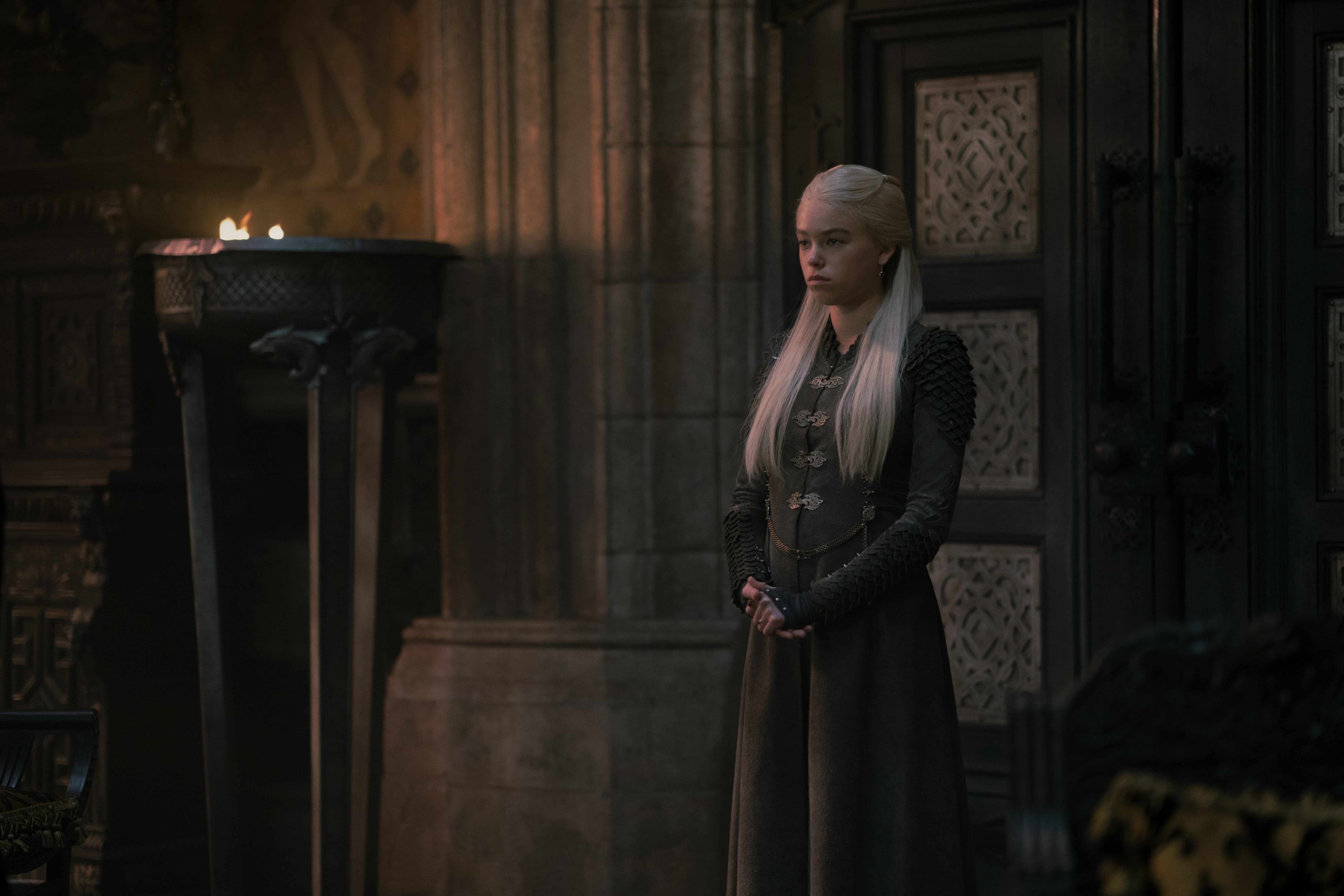Young Rhaenyra (Milly Alcock), Valyria Model Room (1)
