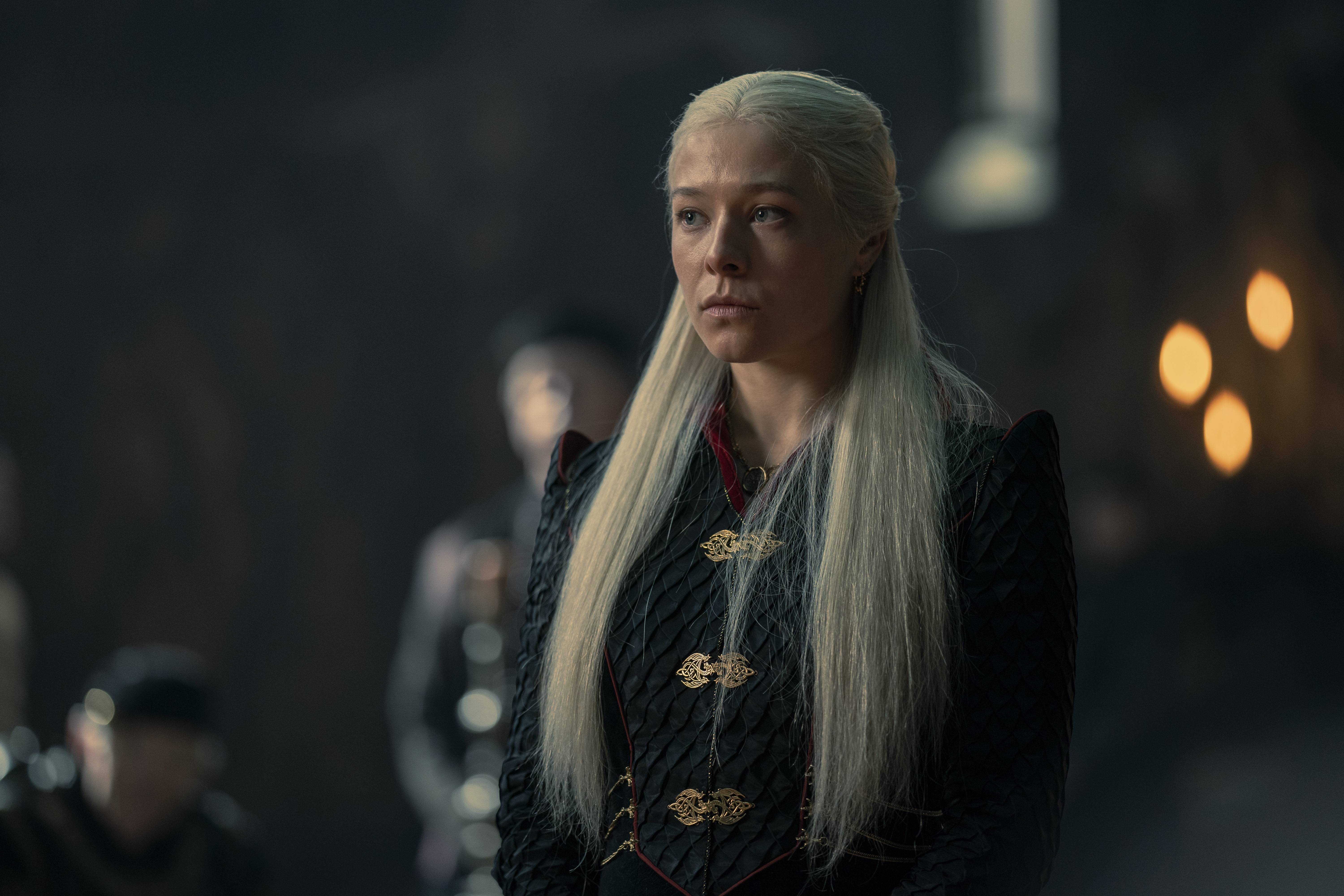 Dragonstone Castle, Rhaenyra Targaryen (Emma D'Arcy), 1x10 (2)